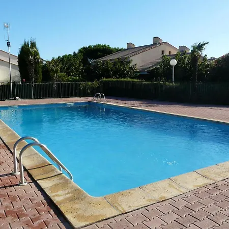 Hameau Du Rivage 237 Rez De Jardin Climatise 3 Etoiles 6 Personnes Jardin 25m2 Piscine Velos Pretes Parking 400m De La De La Lagune Wifi